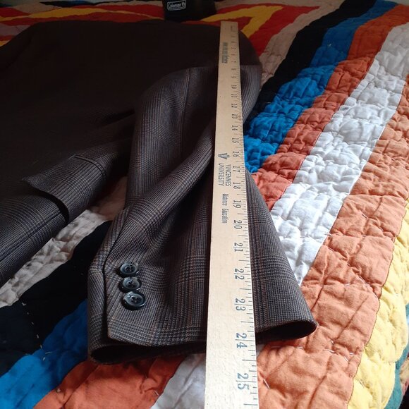 Vintage Brown Plaid Suit Jacket and Matching Vest Size 43 - Picture 11 of 14